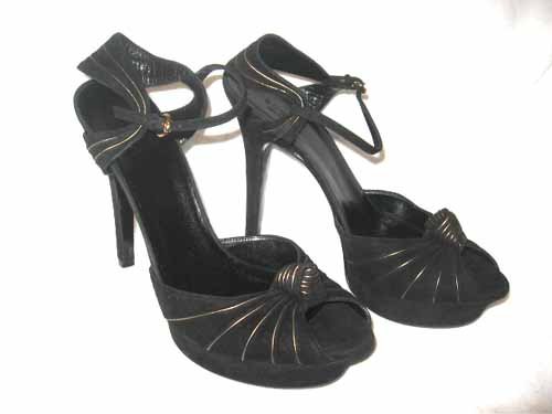 $675 New in Box Authentic GUCCI PLATFORM PUMPS Shoes SUEDE sz 10