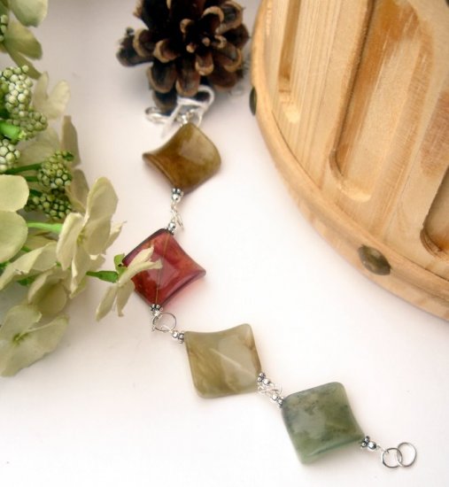 B009 - BRACELET 7.5 ADJUSTABLE WITH NATURAL MULTICOLOR ANTIQUE JADE (FREE SHIPPING)