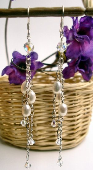 E0020 - EARRINGS WITH WHITE FRESH WATER PEARLS AND SWAROVSKI CRYSTAL (FREE SHIPPING)