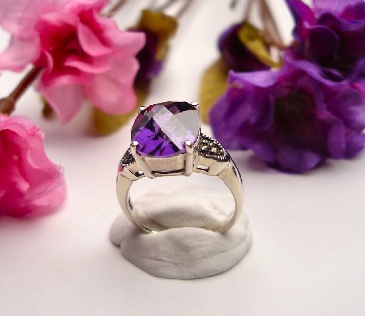 R0015 - RING WITH AMETHYST CZ (FREE SHIPPING)