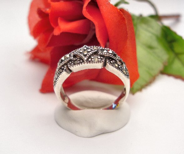 R0017 - RING WITH CZ / FILIGREE DESIGNED (FREE SHIPPING)