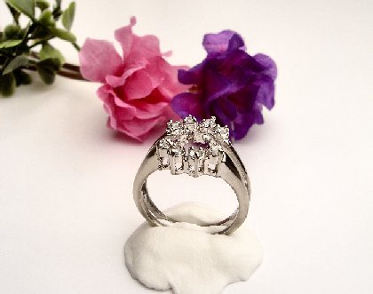 R0038 - RING WITH CLEAR CUBIC ZIRCONIA / WEDDING SET (FREE SHIPPING)