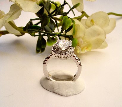 R0046 - RING CLEAR CUBIC ZIRCONIA (FREE SHIPPING)