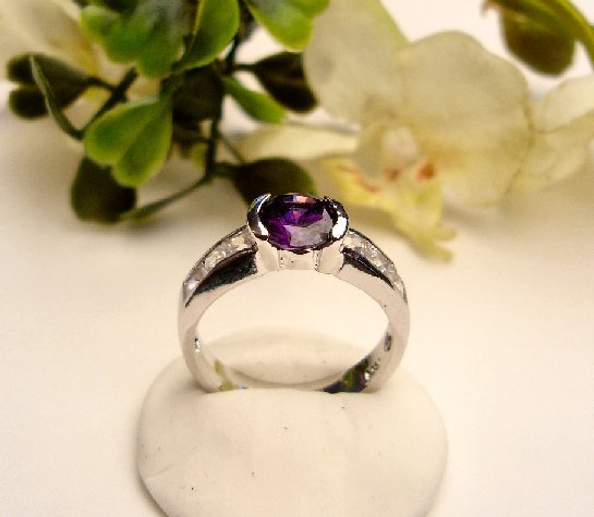 R0076 - RING WITH PURPLE AMETHYST CUBIC ZIRCONIA (FREE SHIPPING)