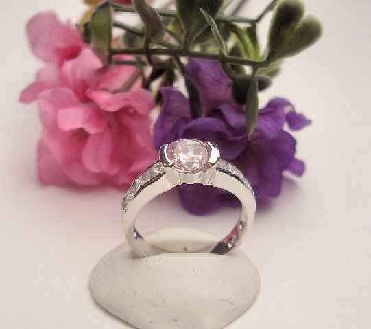 R0078 - RING WITH PINK AND CLEAR CUBIC ZIRCONIA (FREE SHIPPING)