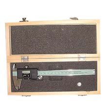 6in Digital Caliper With Wood Carrying Case