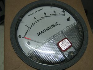 Dwyer Magnehelic Pressure Gauge