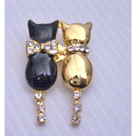 B235 Lover Brooch Twin Cat Black & Gold w/ Cubic Tail Dangling