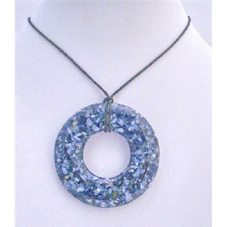 N580Round Laminated Shell Pendant Necklace Shell w/ Shell Encrust Pendant Black Chord Necklace