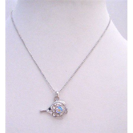 UNE219 Fish Pendant Necklace Fully Embedde w/ Cubic Zircon In Silver Chain