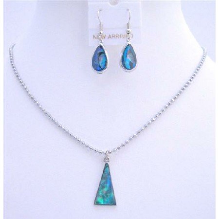 U046 Triangle Pendant Set Dyed Dark Blue Mother Shell Necklace Set