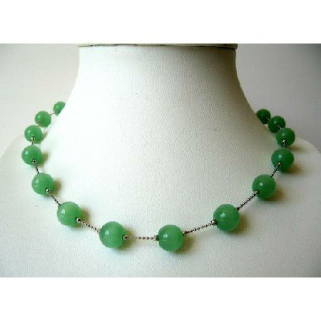 UNE055 Green Glass Faceted Beads Necklace