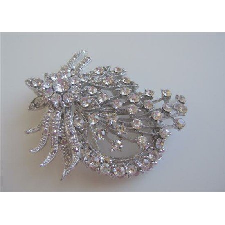 B011 Vintage Brooch Sparkling Simulated Diamond Delicate Work On Brooch