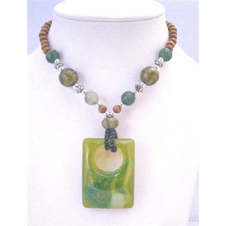 N785 Vintage Sequare Pendant Fashionable Green Jade Sequare Pendant Wooden Beads Long Necklace