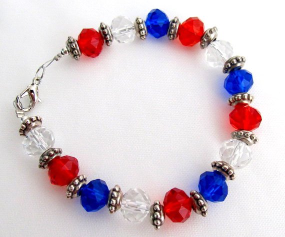 TB1119 Love USA 4th Of July Celebrate Patriotic Day With Red White Blue Glass Beads