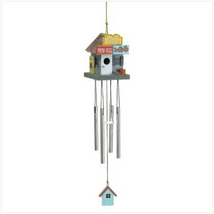 NEW COUNTRY STORE BIRDHOUSE