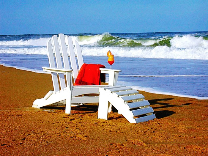ADIRONDACK CHAIR