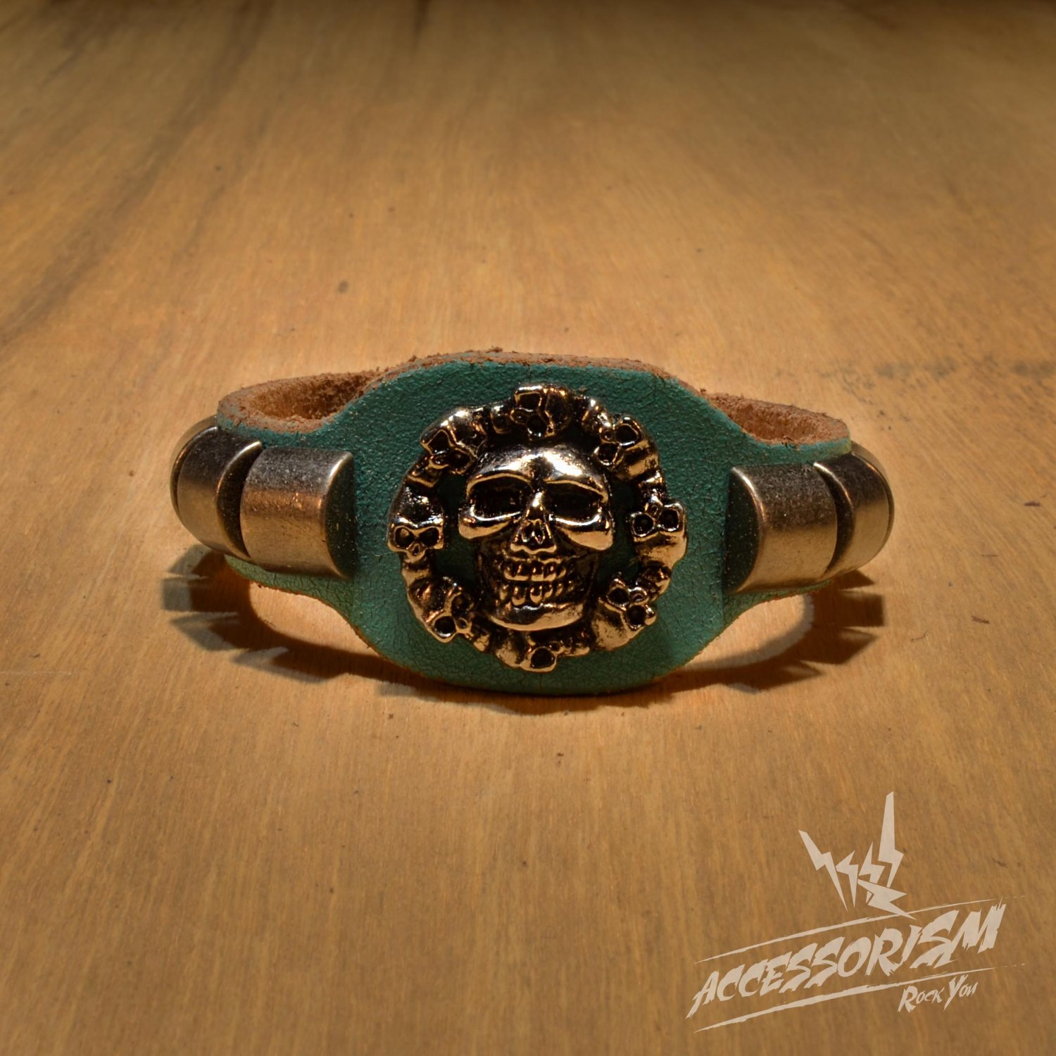 Free Shipping Multi Skull Blue Leather Bracelet (B660RB)