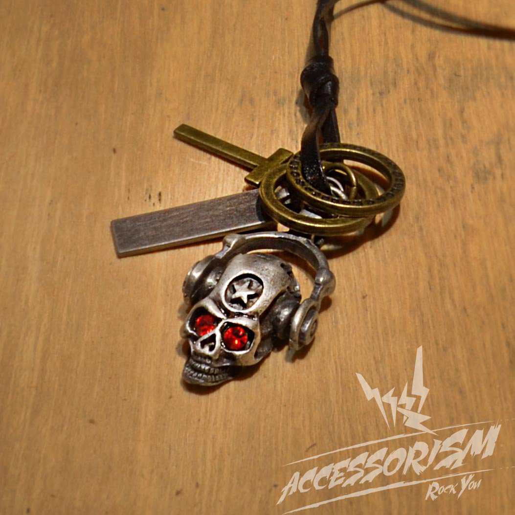 Free Shipping Skull Left Skull Pendant with Cross and Circle Rings Necklace (N659S)