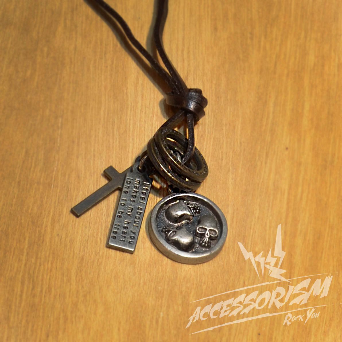 Free Shipping Multi Skull Pendant with Cross and Circle Rings Necklace (N650S)