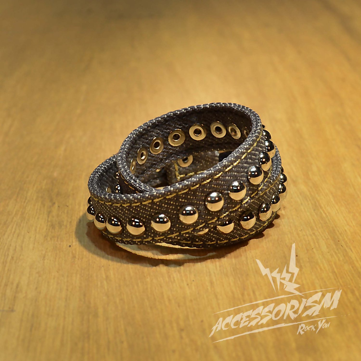 Free Shipping Multi Steel Circle Bracelet Stud Wristband Cuff (Grey) (B676RG)