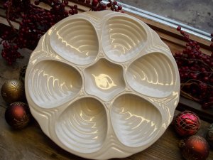 4 MARYLAND Pattern by Salem China 9-3/8" Dinner Plates