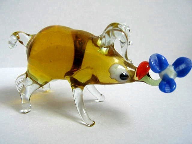 PIG ART GLASS COLLECTIBLE MINIATURE FIGURINE