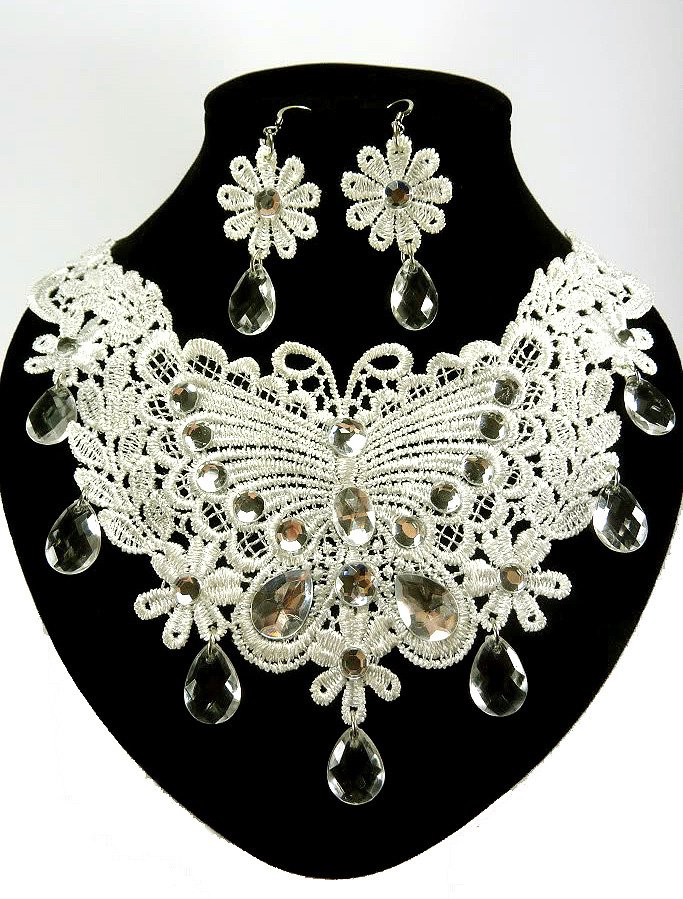 Butterfly Necklace & Earrings Set Wedding White Lace Floral Silver Chain Beads