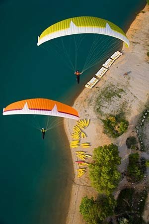 Paragliders for sale, free shipping, world wide delivery. Visa, Mastercard