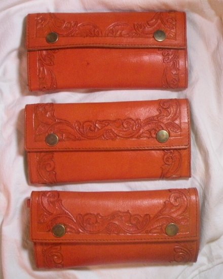 AWESOME SADDLE TAN CUSTOM HAND TOOLED LEATHER WALLET!
