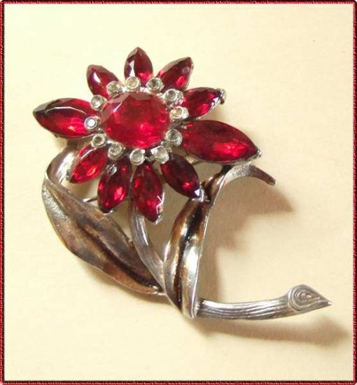 Ruby Red Crystal Pin Old Vintage Pot Metal Flower 9566