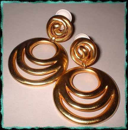 Designer Hoop Earrings Satin Gold Swirls Signed Clara S 9341