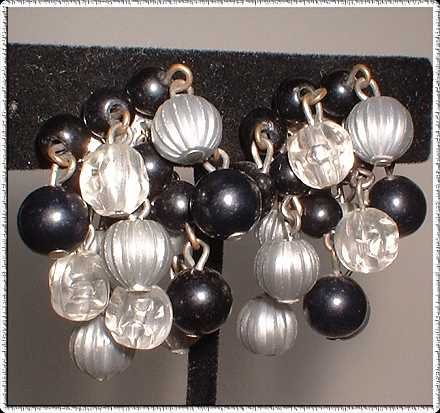 Lisner Earrings Vintage Lucite Beads Black and Grey