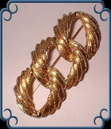 Gold Love Knot Pin NAPIER Vintage Signed Brooch 8975
