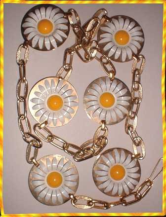 Vintage Daisy Belt Copper Enamel Flowers w Gold Chain 9017