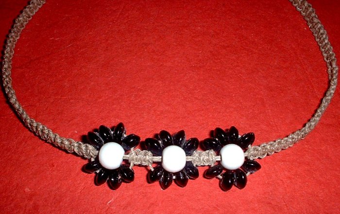 Black and White Hemp Flower Necklace Choker
