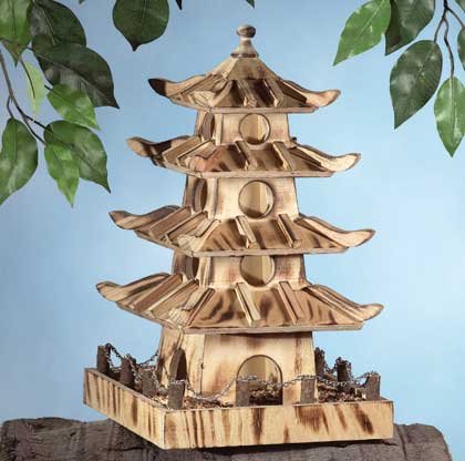 31562 Wood Pagoda House Birdfeeder
