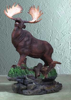 29176 Alabastrite Moose On Grass