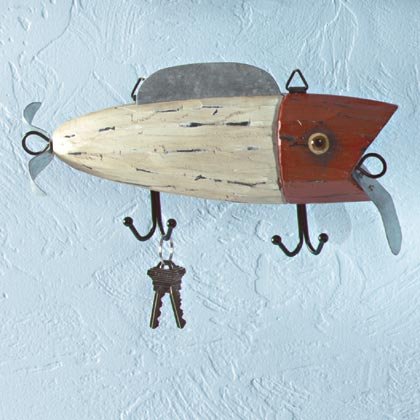 35135 Fishing Lure Wall Plaque With Hooks