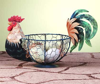 33027 Painted Tin Rooster Wire Basket