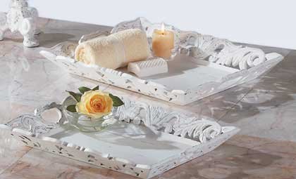 33132 Distressed White Wood Trays (Set of 2)