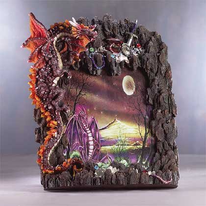 33901 Dragon's Treasure 8x10 Frame