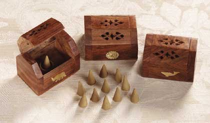 34003 6 Wood Boxes with Incense Cones (Retail - 4.99ea.)