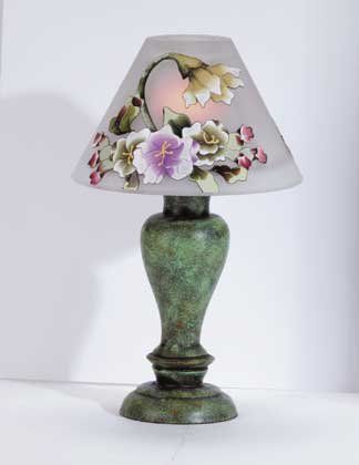 34227 Victorian Flowers Candle Lamp