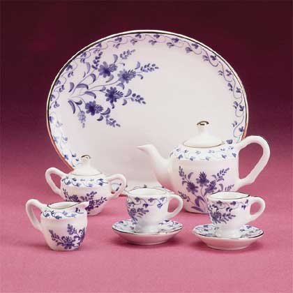 34311 Blue and White Miniature Tea Set