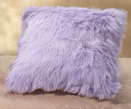 35046 Lavender Faux Fur Pillow - 17"
