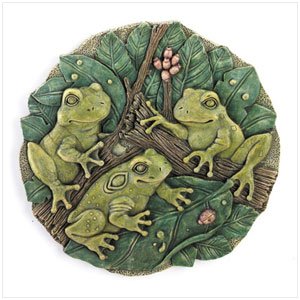 31197 Garden Frogs Wall Plaque