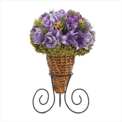 90007 Lavender Roses In Rattan Cone