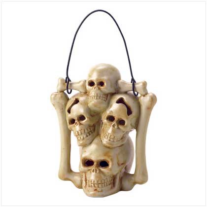 38227 Skull Candleholder