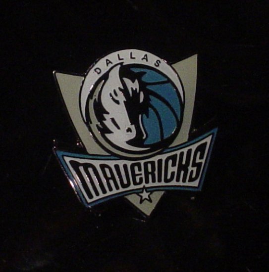NBA Dallas Mavericks Crest Pin